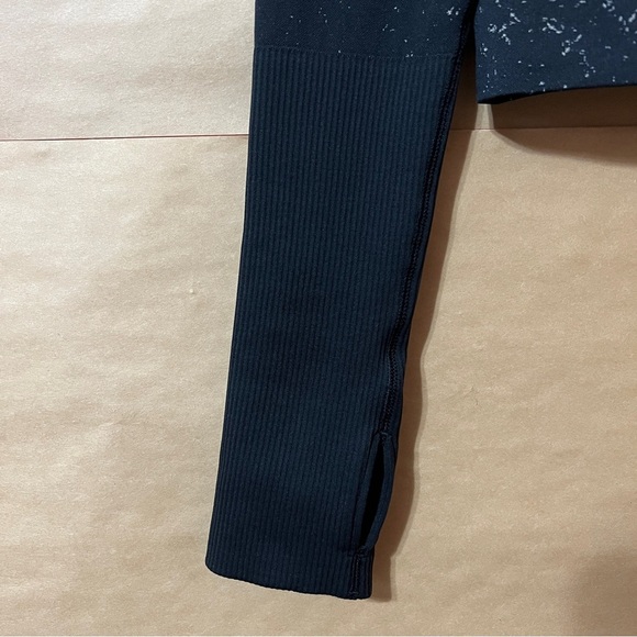 Lululemon | Rest Less Cropped 1/2 Zip Pullover Top Herringbone Fade Black Size 6 - Picture 6 of 10